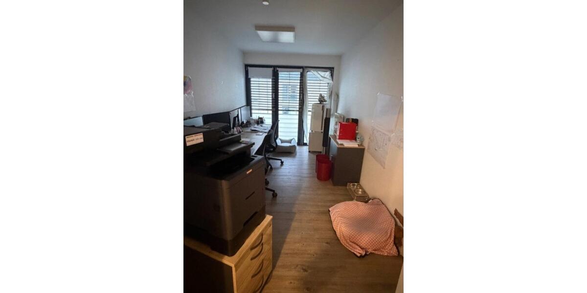 Großzügige 4-Zimmer-Wohnung mit Aufzug im Zentrum von Leverkusen- 4 zimmer