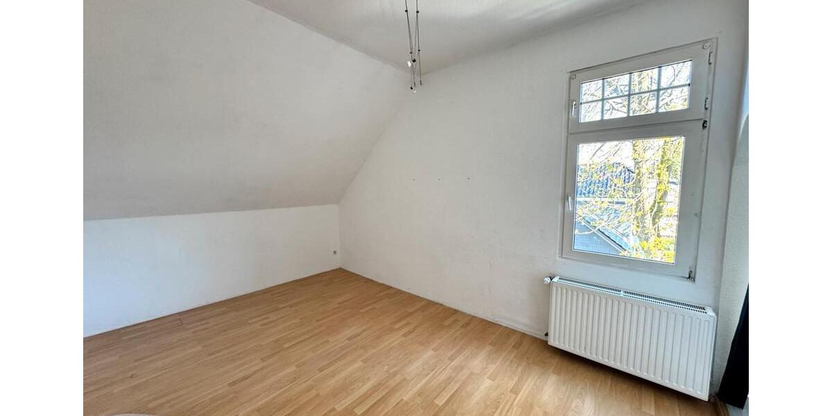 Maisonettenwohnung Remscheid Lüttringhausen - 3.5 Zimmer, 110 m&sup2;, 900&euro; | Angebot:26019160