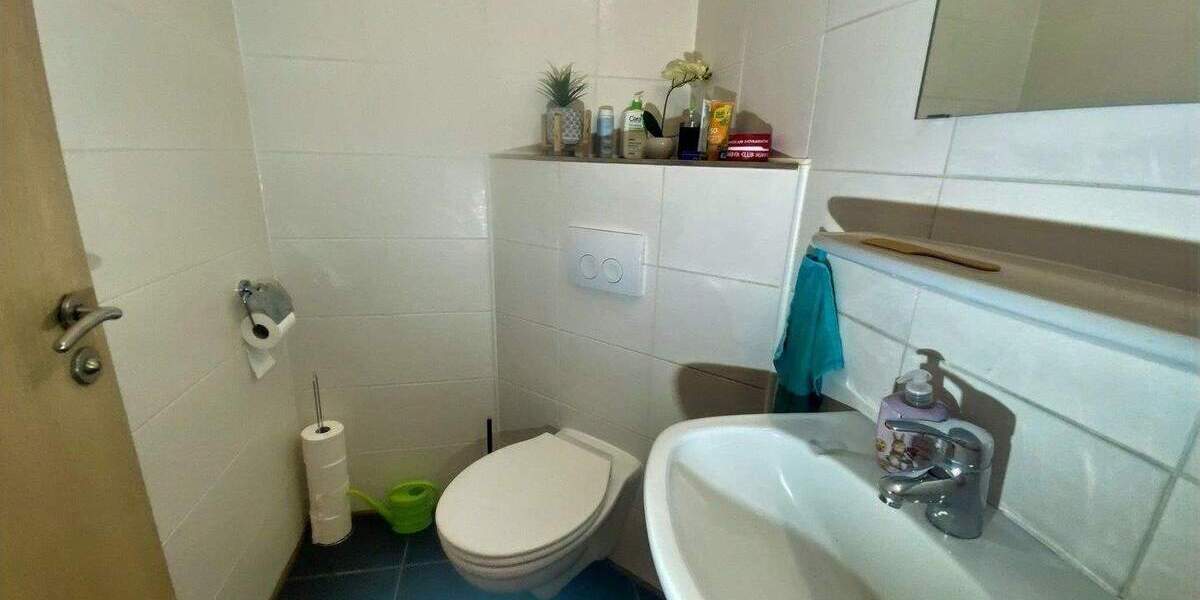 Etagenwohnung Leverkusen Manfort - 3 Zimmer, 64 m&sup2;, 124.900&euro; | Angebot:25686707