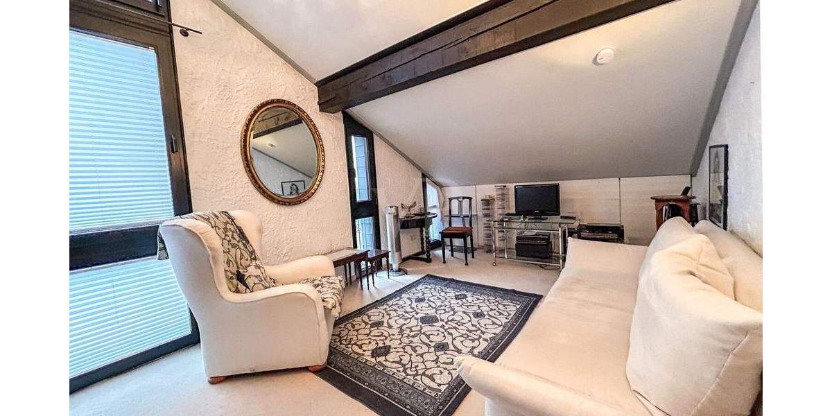 Galerie Wohnung in begehrter Lage von Leichlingen 5 zimmer