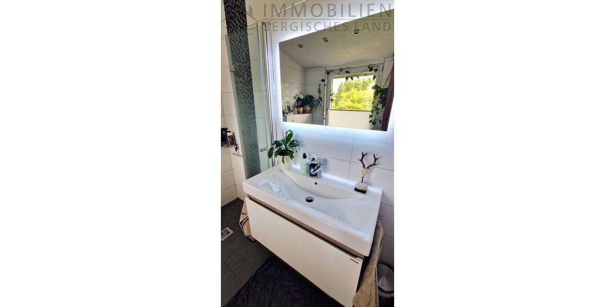 Doppelhaushälfte Wermelskirchen Dhünn - 6 Zimmer, 146 m&sup2;, 399.000&euro; | Angebot:26886527