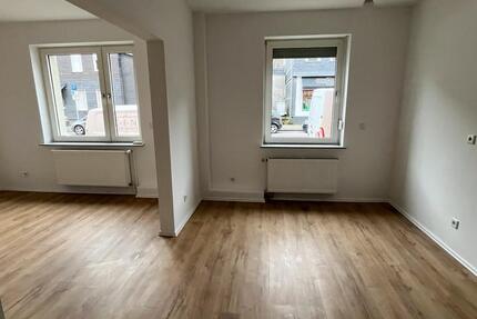 Wohnung Solingen Central - 2 Zimmer, 55 m&sup2;, 680&euro; | Angebot:25559002