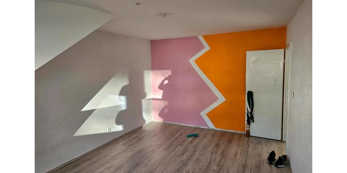 Dachgeschoßwohnung Remscheid Reinshagen - 3 Zimmer, 75 m&sup2;, 650&euro; | Angebot:25368080