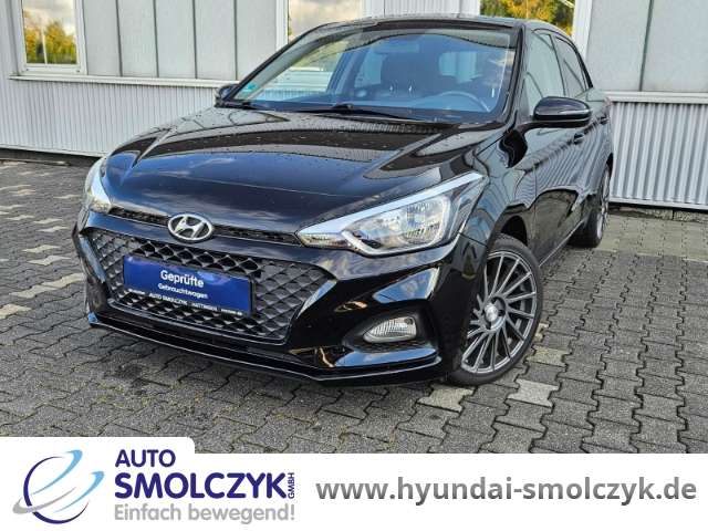 i20