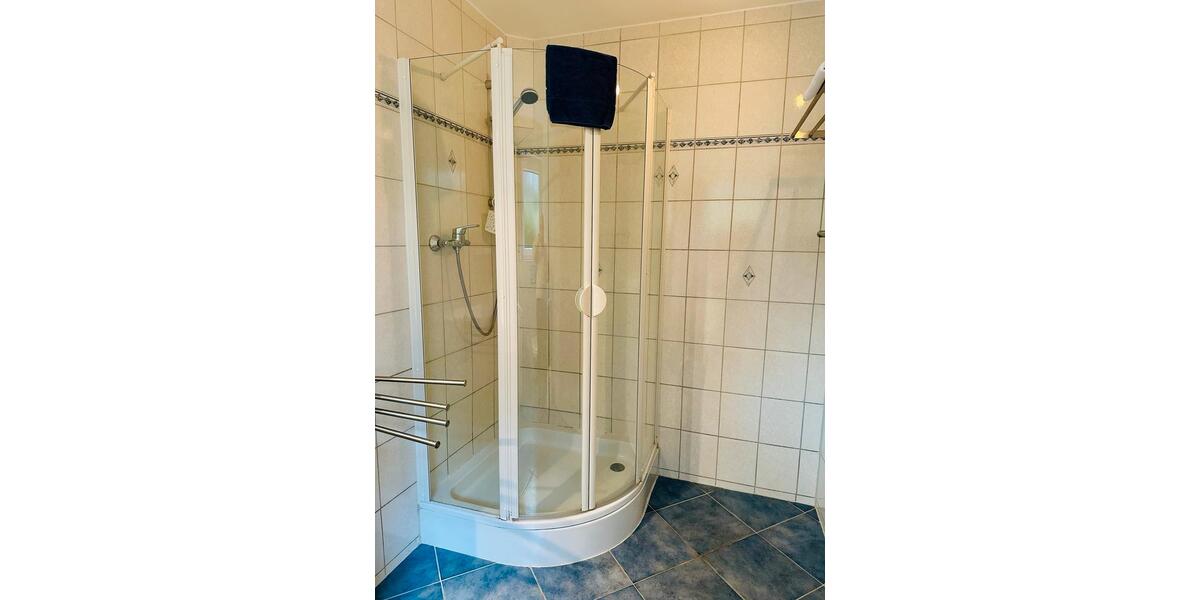 Etagenwohnung Hückeswagen - 2 Zimmer, 62 m&sup2;, 900&euro; | Angebot:25656535