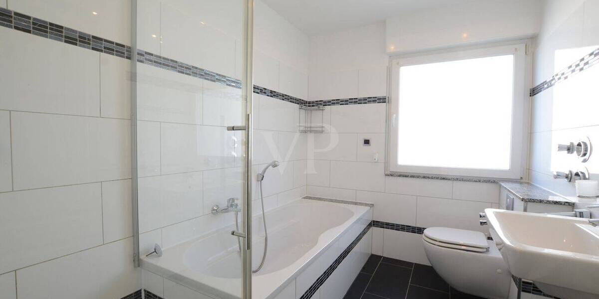 Etagenwohnung Leverkusen Rheindorf - 2 Zimmer, 60 m&sup2;, 209.000&euro; | Angebot:26930524