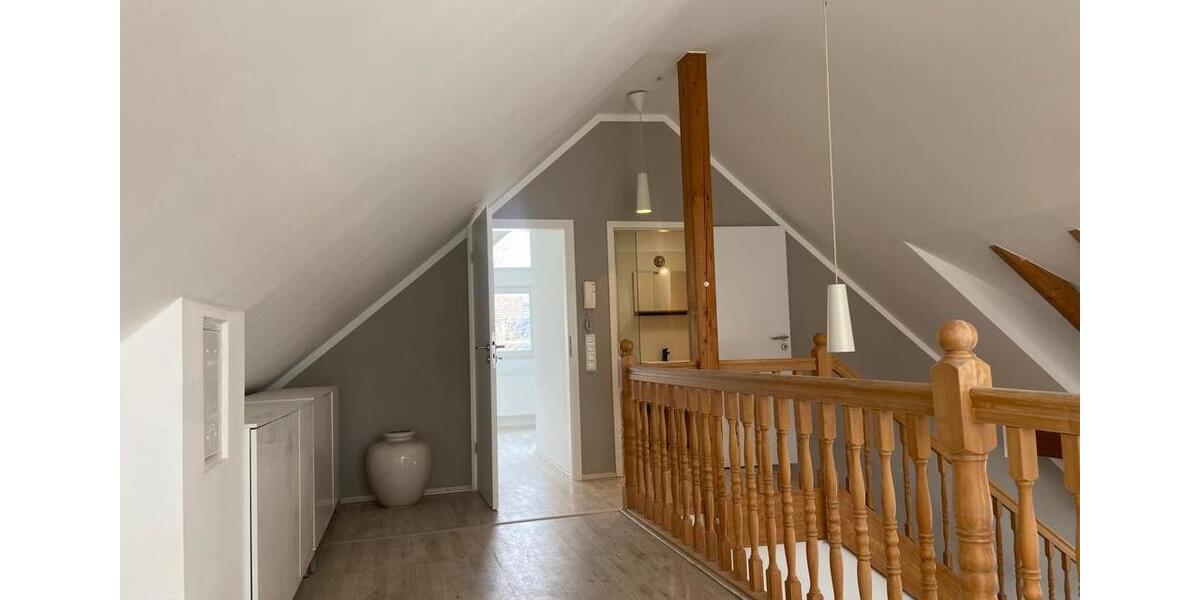 Maisonettenwohnung Bergisch Gladbach Frankenforst - 5 Zimmer, 150 m&sup2;, 1.650&euro; | Angebot:26428347