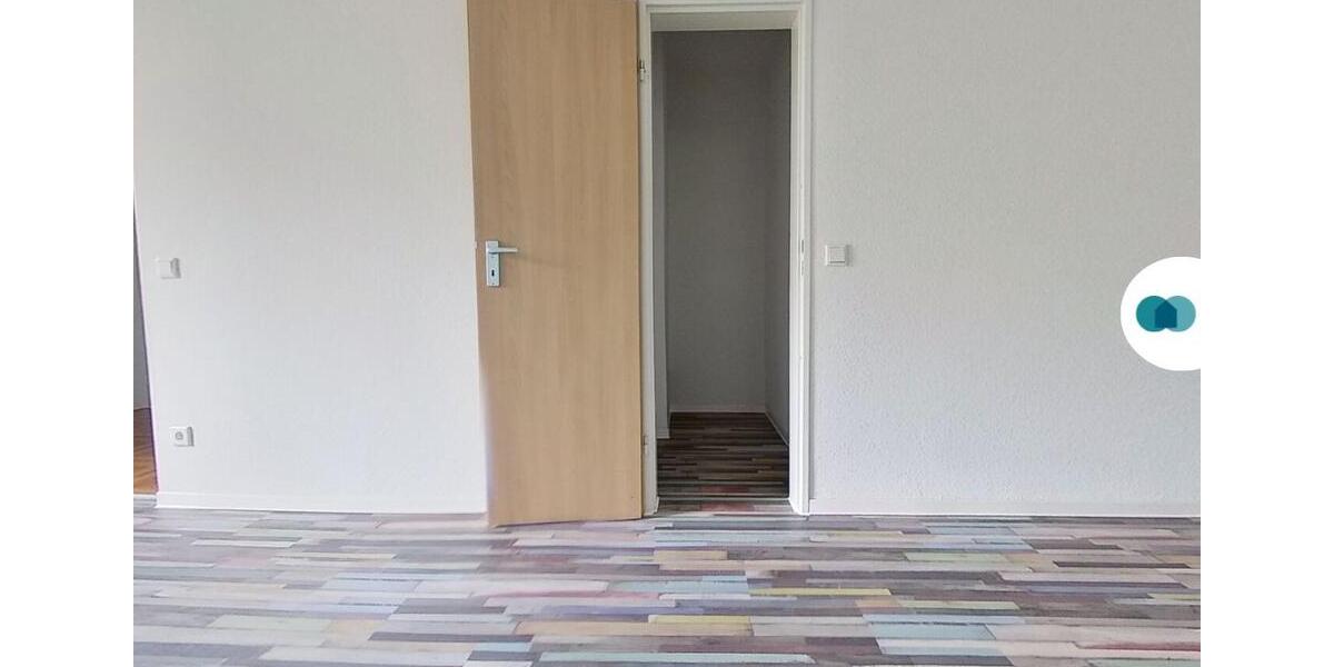 Erdgeschoßwohnung Solingen Wald - 4 Zimmer, 103 m&sup2;, 699&euro; | Angebot:25751931