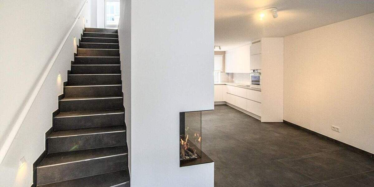 Etagenwohnung Hilden - 3 Zimmer, 122 m&sup2;, 2.340&euro; | Angebot:25738216