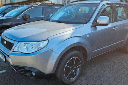 Subaru Forester 190.000 km 7.700 &euro; Wuppertal 42329