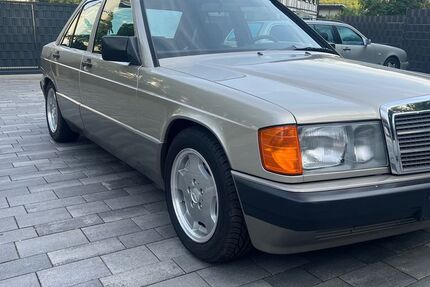 Mercedes-Benz 190 49.300 km 25.950 € Hagen 58093