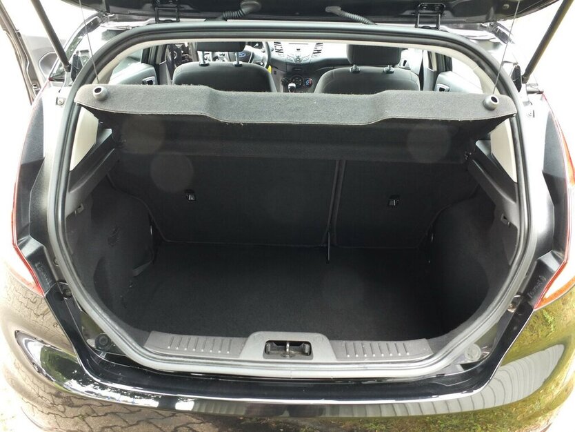 Ford Fiesta SYNC EDITION COOL&SOUND START-STOP 98.755 km 6.708 € Köln 50858