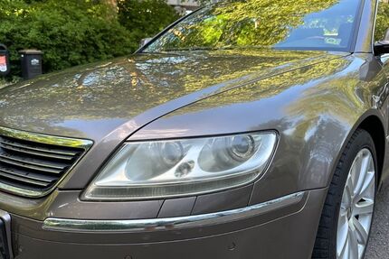 VW Phaeton 227.246 km 3.100 € Essen 45276