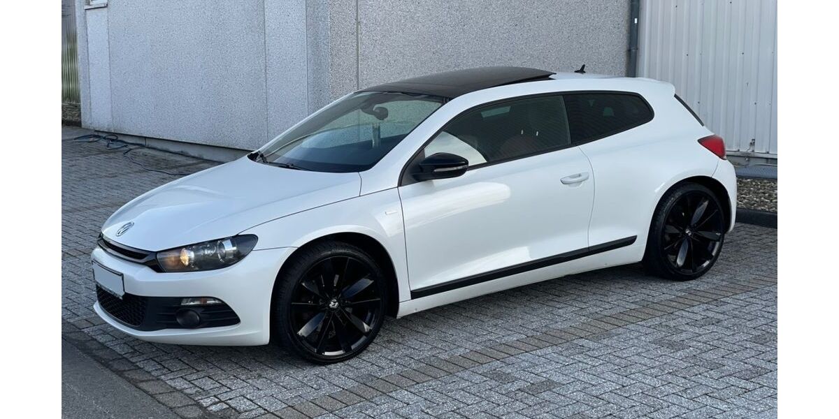 VW Scirocco 219.000 km 9.590 &euro; Remscheid 42857