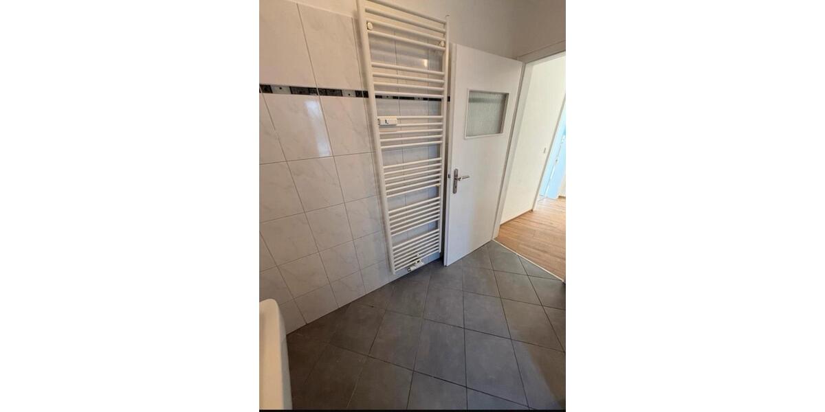 Etagenwohnung Wuppertal Gemarkung Langerfeld - 2 Zimmer, 65 m&sup2;, 580&euro; | Angebot:26413877