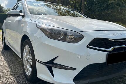 Kia ceed Sportswagon 8.502 km 20.940 &euro; Bergisch Gladbach 51429