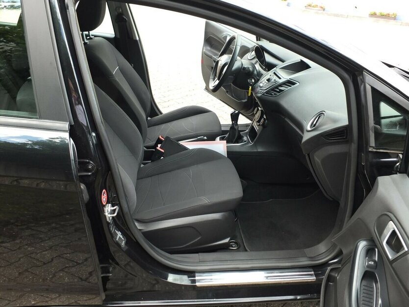 Ford Fiesta SYNC EDITION COOL&SOUND START-STOP 98.755 km 6.708 € Köln 50858