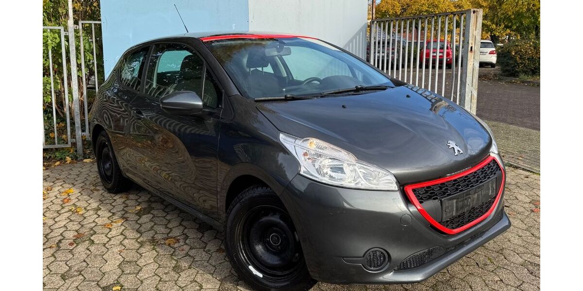 Peugeot 208 142.000 km 3.700 € Erkrath 40699