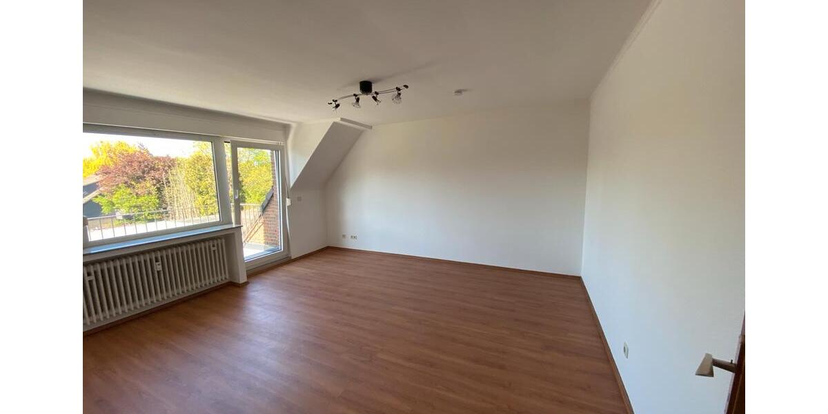 Dachgeschoßwohnung Hilden - 2 Zimmer, 60 m&sup2;, 960&euro; | Angebot:26341655