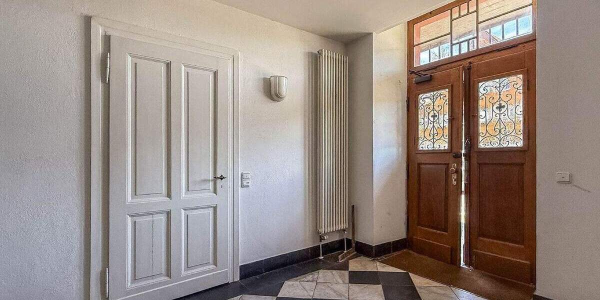 Gewerbeobjekt Overath Untereschbach - 6 Zimmer, 133 m&sup2;, 185.000&euro; | Angebot:25706570