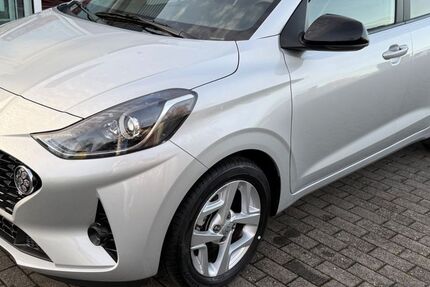 Hyundai i10 9.402 km 15.999 &euro; Radevormwald 42477