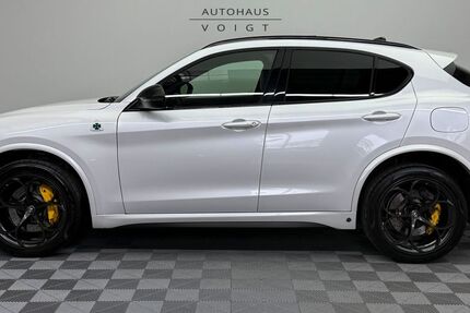 Alfa Romeo Stelvio 67.000 km 50.490 &euro; Radevormwald 42477