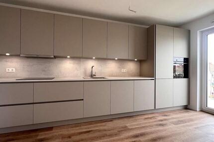 Haus Düsseldorf Stadtbezirk 8 - 4 Zimmer, 129 m&sup2;, 2.150&euro; | Angebot:26364646