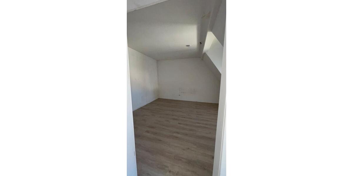Etagenwohnung Hagen Hagen-Nord - 1 Zimmer, 40 m&sup2;, 360&euro; | Angebot:26395398