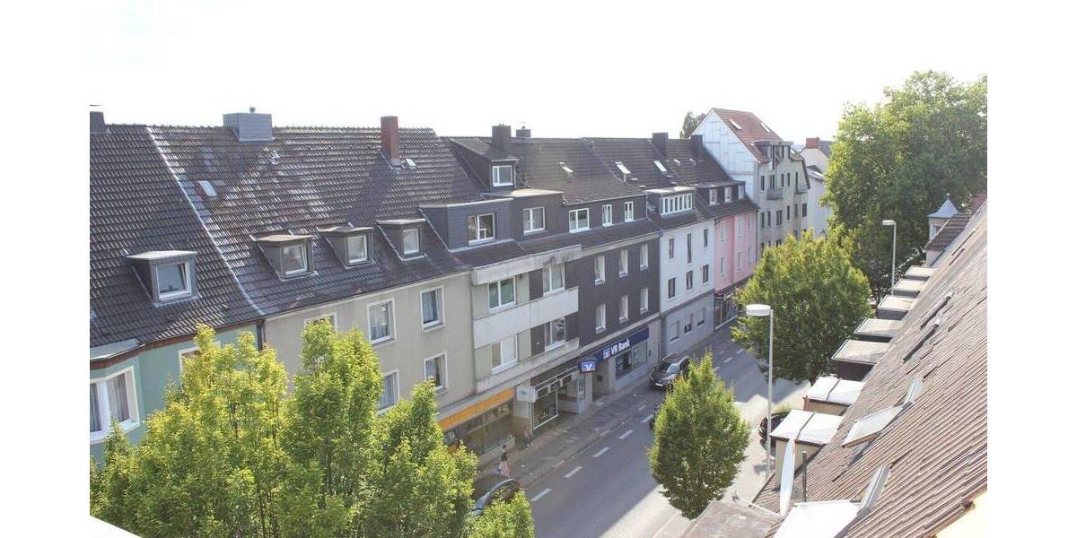 Vermietete Wohlfühloase unterm Dach - 4-Zimmerwohnung mit Balkon und Weitblick in Küppersteg! 4 zimmer