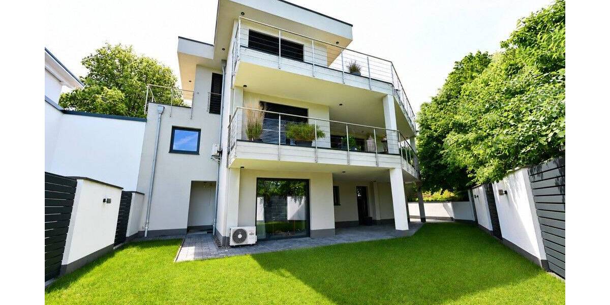 Mehrfamilienhaus, Wohnhaus Solingen Solingen-Mitte - 7 Zimmer, 269 m&sup2;, 1.549.000&euro; | Angebot:26799426