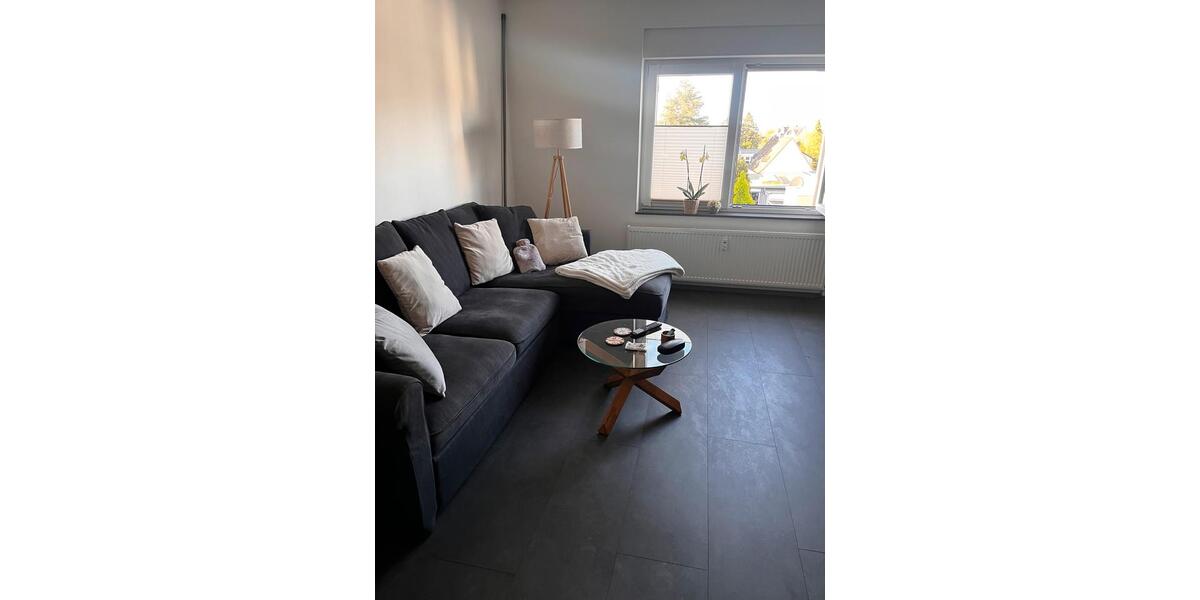 Etagenwohnung Solingen Central - 2 Zimmer, 75 m&sup2;, 985&euro; | Angebot:26408146