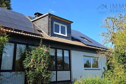 Haus zum Kaufen in Hückeswagen 569.000 € 220 m² 6 zimmer