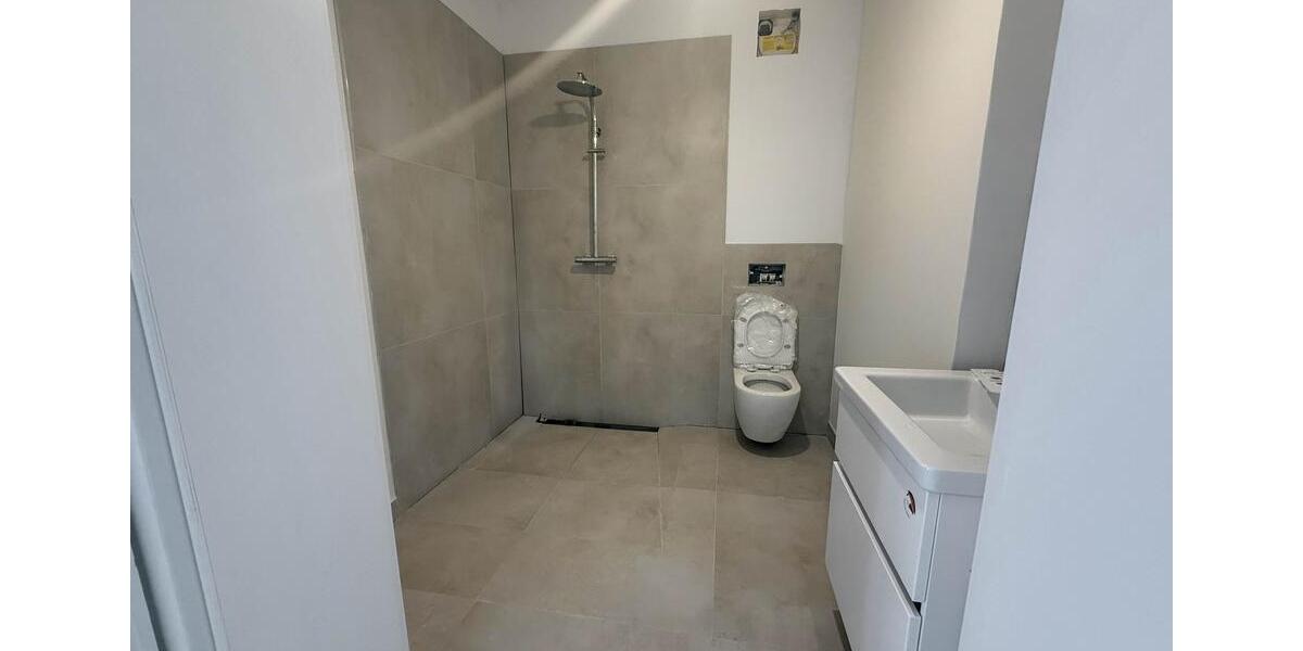 Erstbezug! Exklusive 3-Zimmer-Wohnung mit Terrasse im 6. OG – hochwertiger Neubau in Stadtmitte 3 zimmer