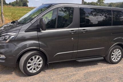 Ford Tourneo Custom 98.000 km 27.300 &euro; Schalksmühle 58579