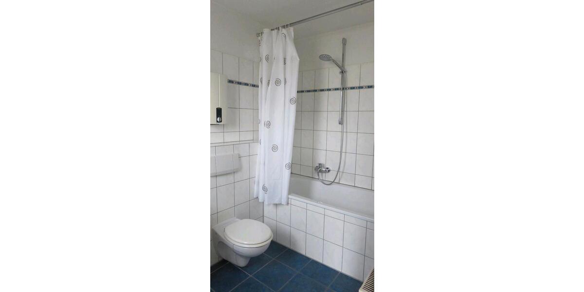 Erdgeschoßwohnung Langenfeld (Rheinland) - 2 Zimmer, 63 m&sup2;, 620&euro; | Angebot:26446345