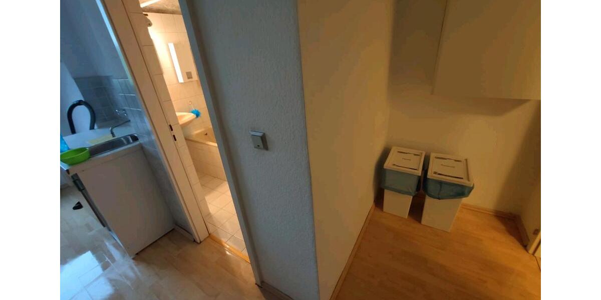 Dachgeschoßwohnung Wuppertal Elberfeld - 3 Zimmer, 65 m&sup2;, 112.000&euro; | Angebot:27165041