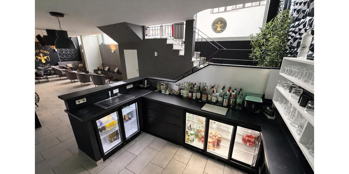 Top-Lage Hattingen: 194 m² Ladenlokal mit Wintergarten – ideal für Gastronomie & Handel zimmer