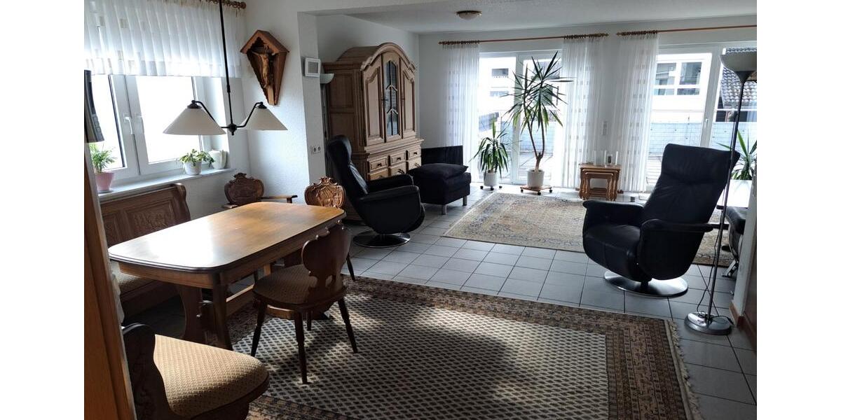 Terrassenwohnung Lindlar - 3 Zimmer, 130 m&sup2;, 450.000&euro; | Angebot:26754333