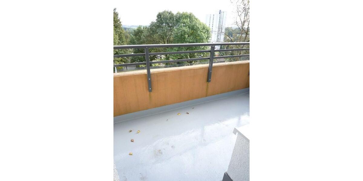 3-Zimmer-Wohnung mit Balkon und Aufzug im Haus im Angebot 3 zimmer