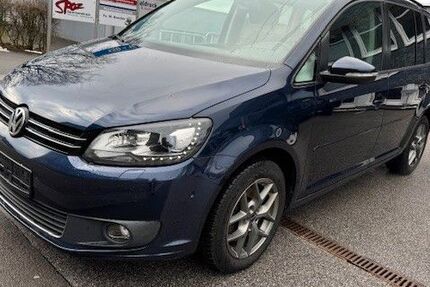 VW Touran 240.000 km 8.200 &euro; Remscheid 42899