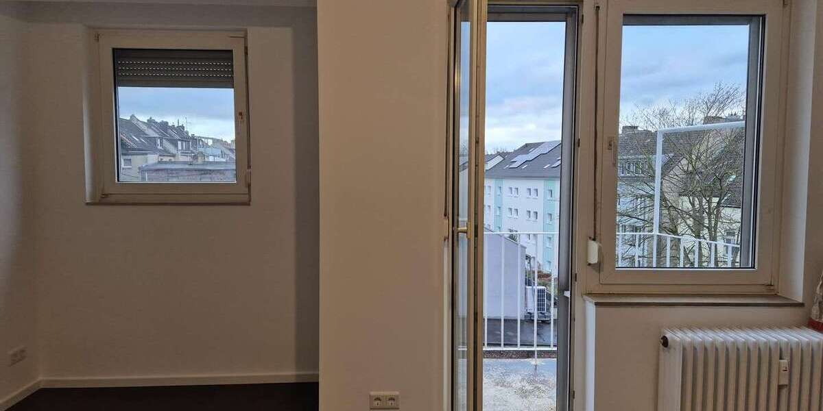 Etagenwohnung Düsseldorf Oberbilk - 1 Zimmer, 30 m&sup2;, 650&euro; | Angebot:25625856
