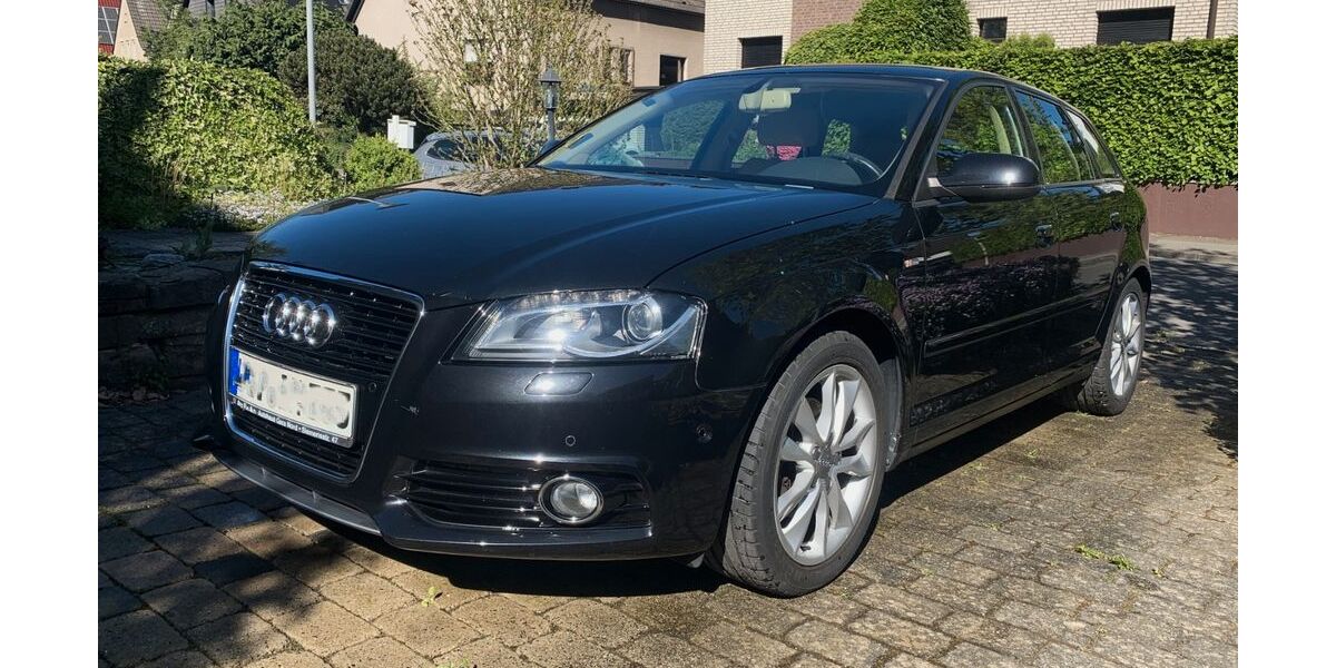 Audi A3 121.100 km 9.600 &euro; Leverkusen 51375