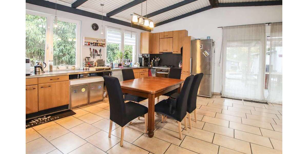 Haus zum Kaufen in Haan 640.000 € 277 m² 11 zimmer