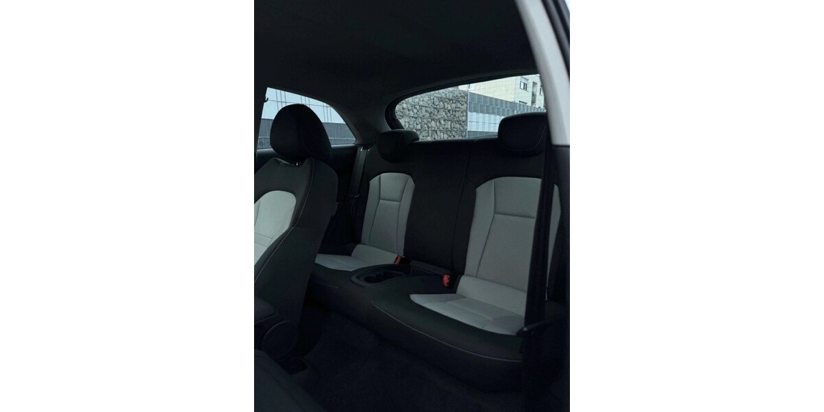 Audi A1 196.000 km 5.400 &euro; Düsseldorf 40213