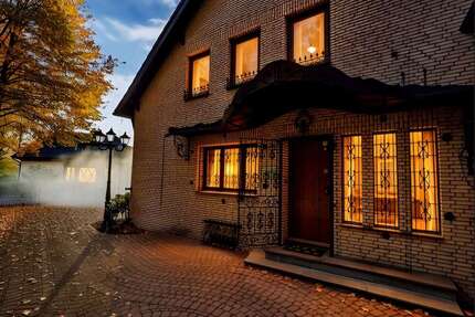 Haus Bergisch Gladbach Paffrath - 7 Zimmer, 225 m&sup2;, 1.150.000&euro; | Angebot:23943252