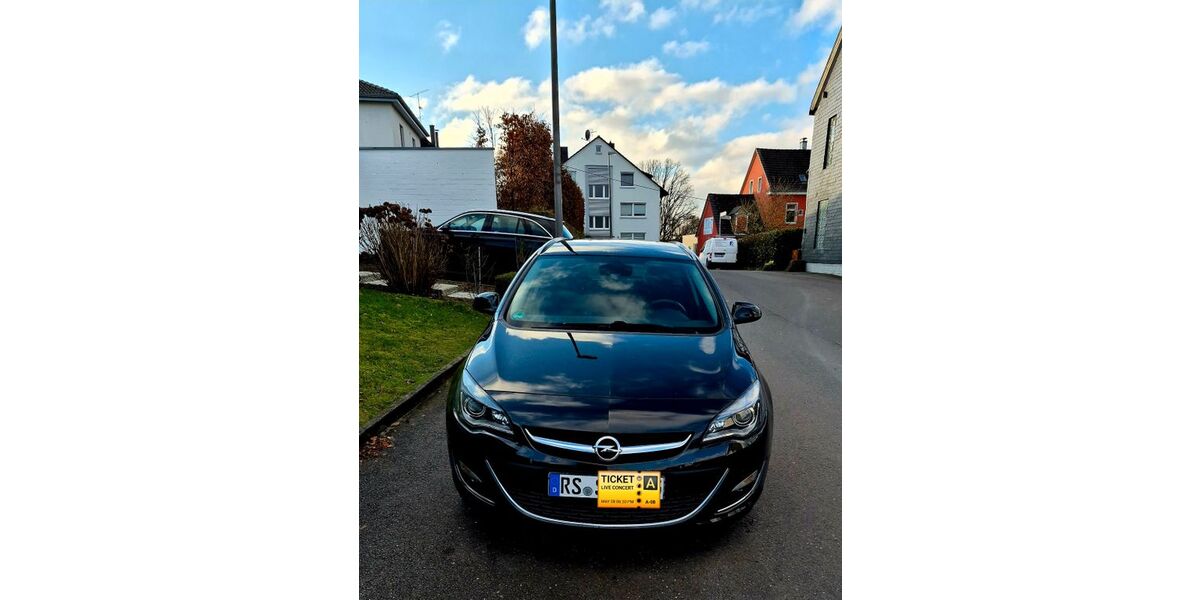 Opel Astra 109.000 km 8.200 &euro; Remscheid 42857