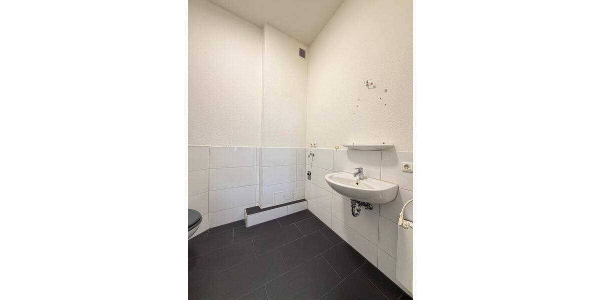 Erdgeschoßwohnung Remscheid Gemarkung Bergisch Born - 1 Zimmer, 43 m&sup2;, 350&euro; | Angebot:26376128