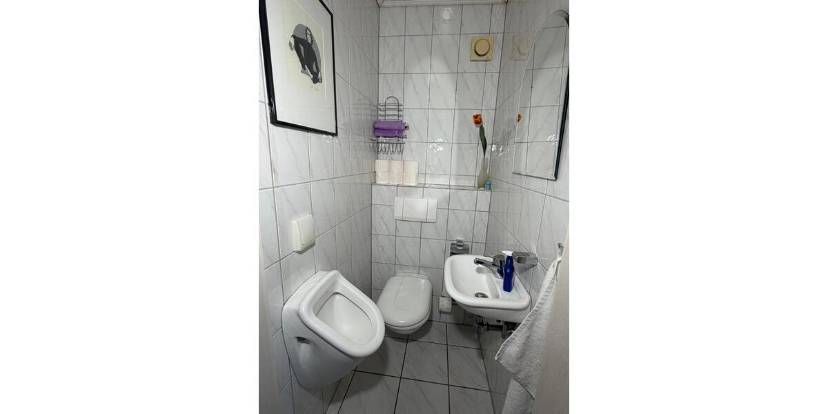 Gepflegte Doppelhaushälfte mit Garten, Fußbodenheizung & Garage 5 zimmer