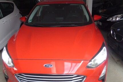 Ford Focus 63.000 km 13.950 &euro; Düsseldorf 40223