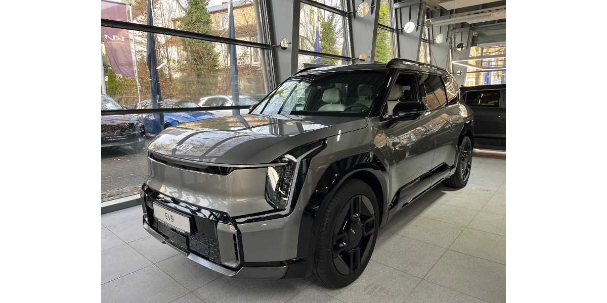 Kia EV3 3.900 km 38.250 &euro; Bergisch Gladbach 51427